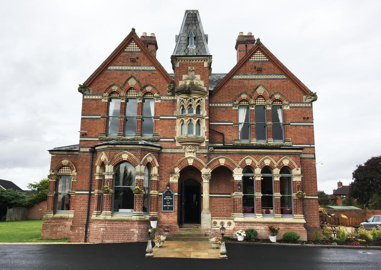The Godwins Hotel Lugwardine Exterior photo